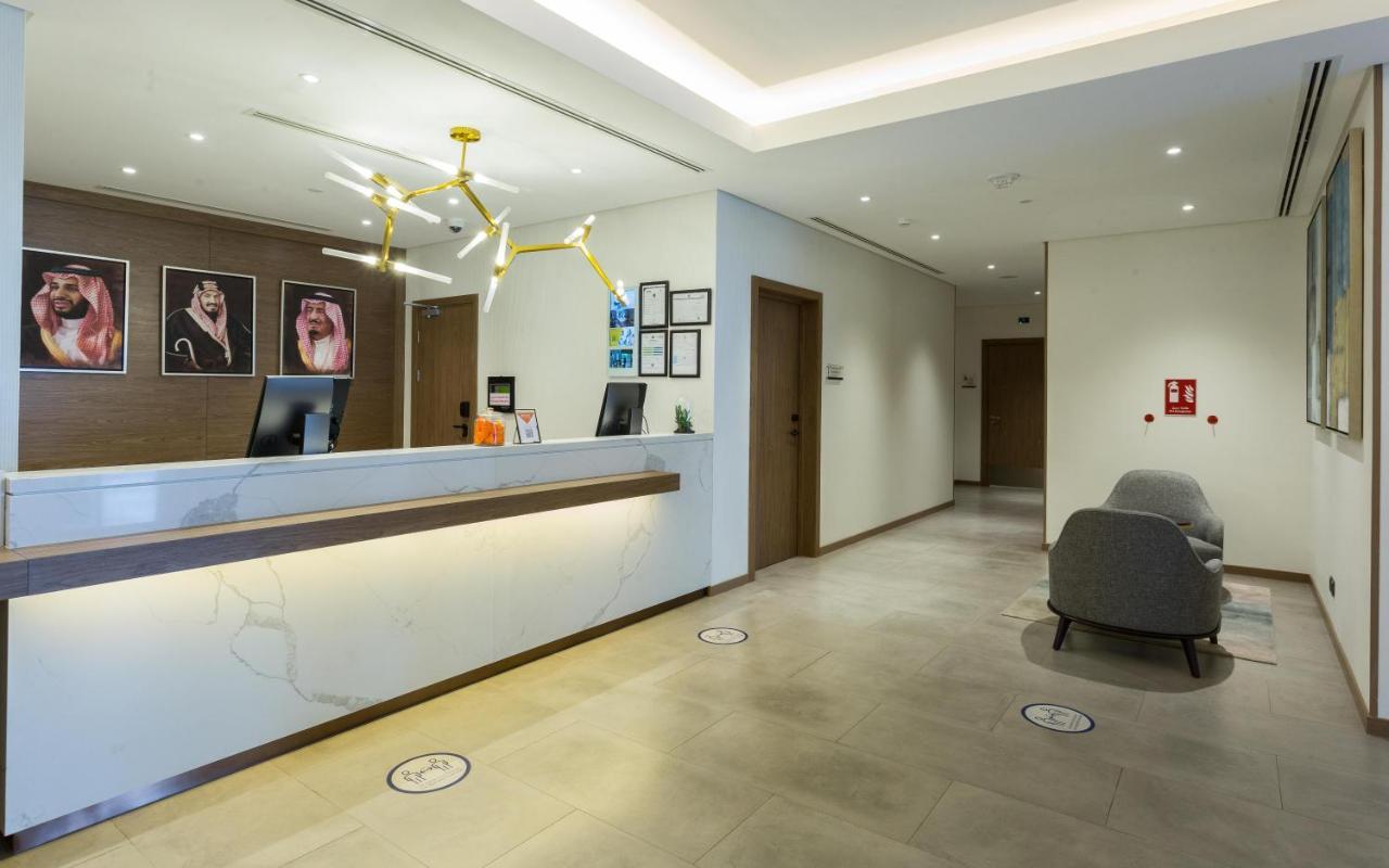 Comfort Hotel Jeddah King Road מראה חיצוני תמונה