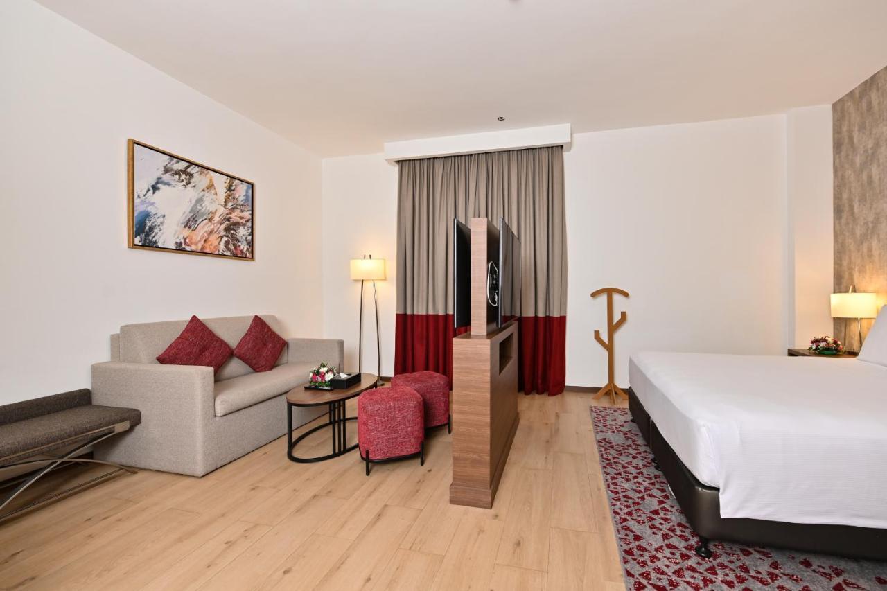 Comfort Hotel Jeddah King Road מראה חיצוני תמונה