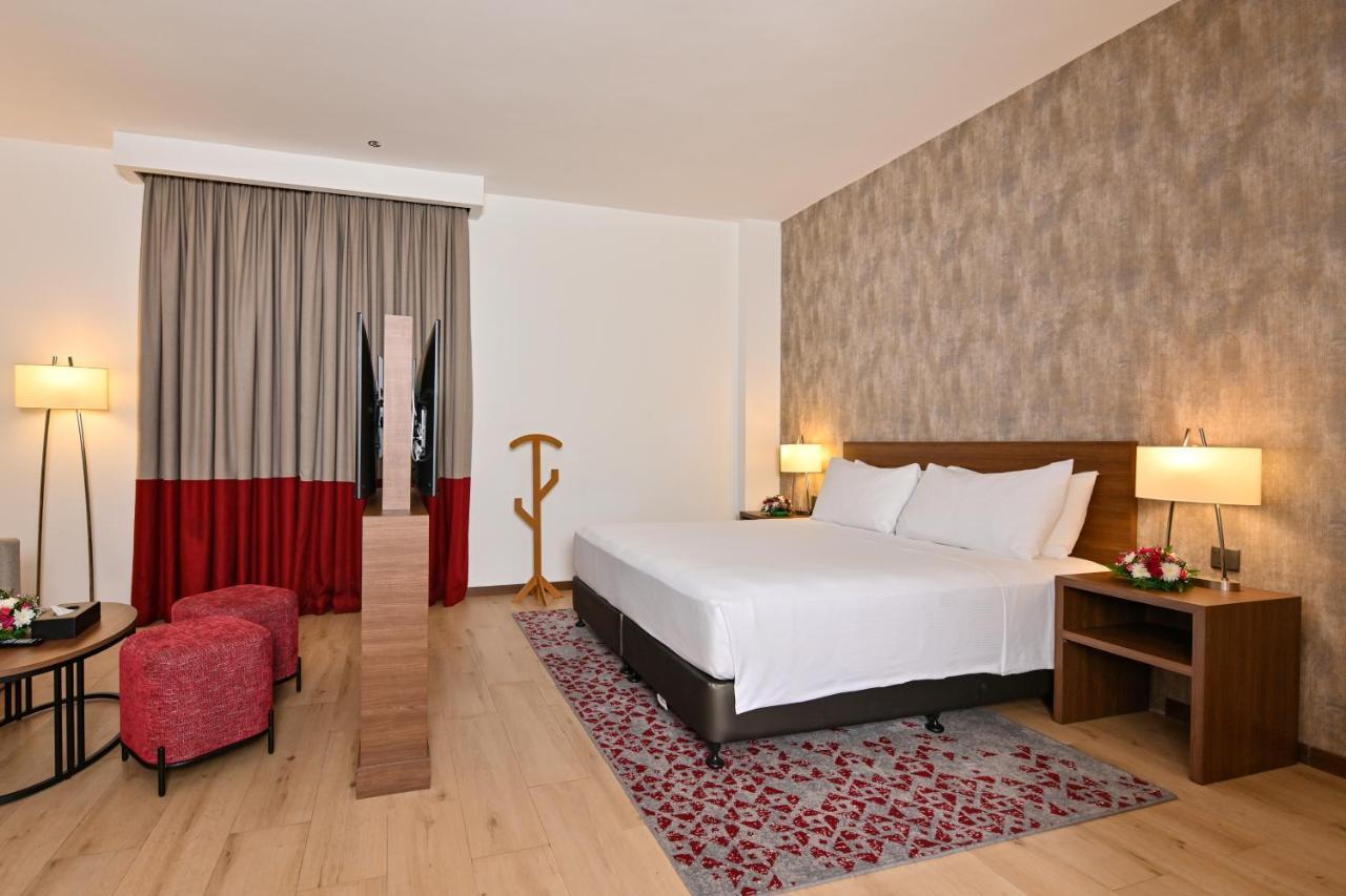 Comfort Hotel Jeddah King Road מראה חיצוני תמונה
