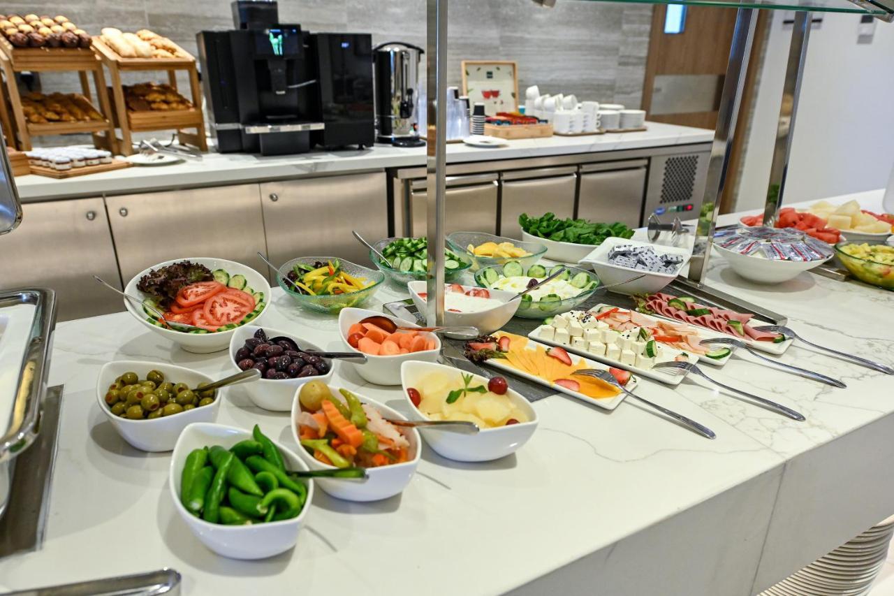 Comfort Hotel Jeddah King Road מראה חיצוני תמונה