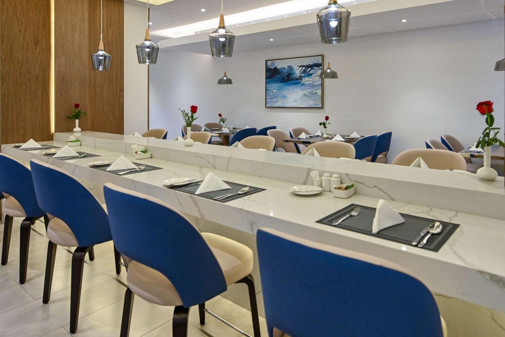 Comfort Hotel Jeddah King Road מראה חיצוני תמונה