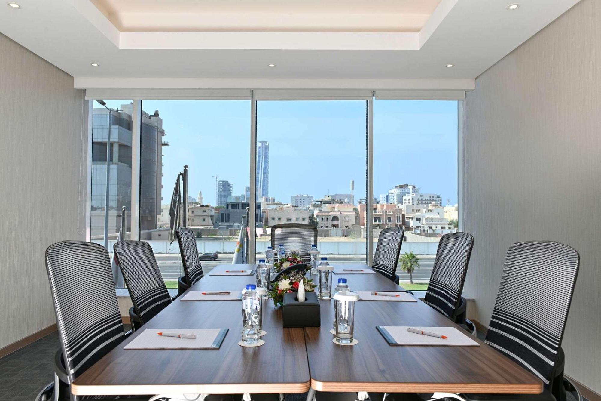 Comfort Hotel Jeddah King Road מראה חיצוני תמונה
