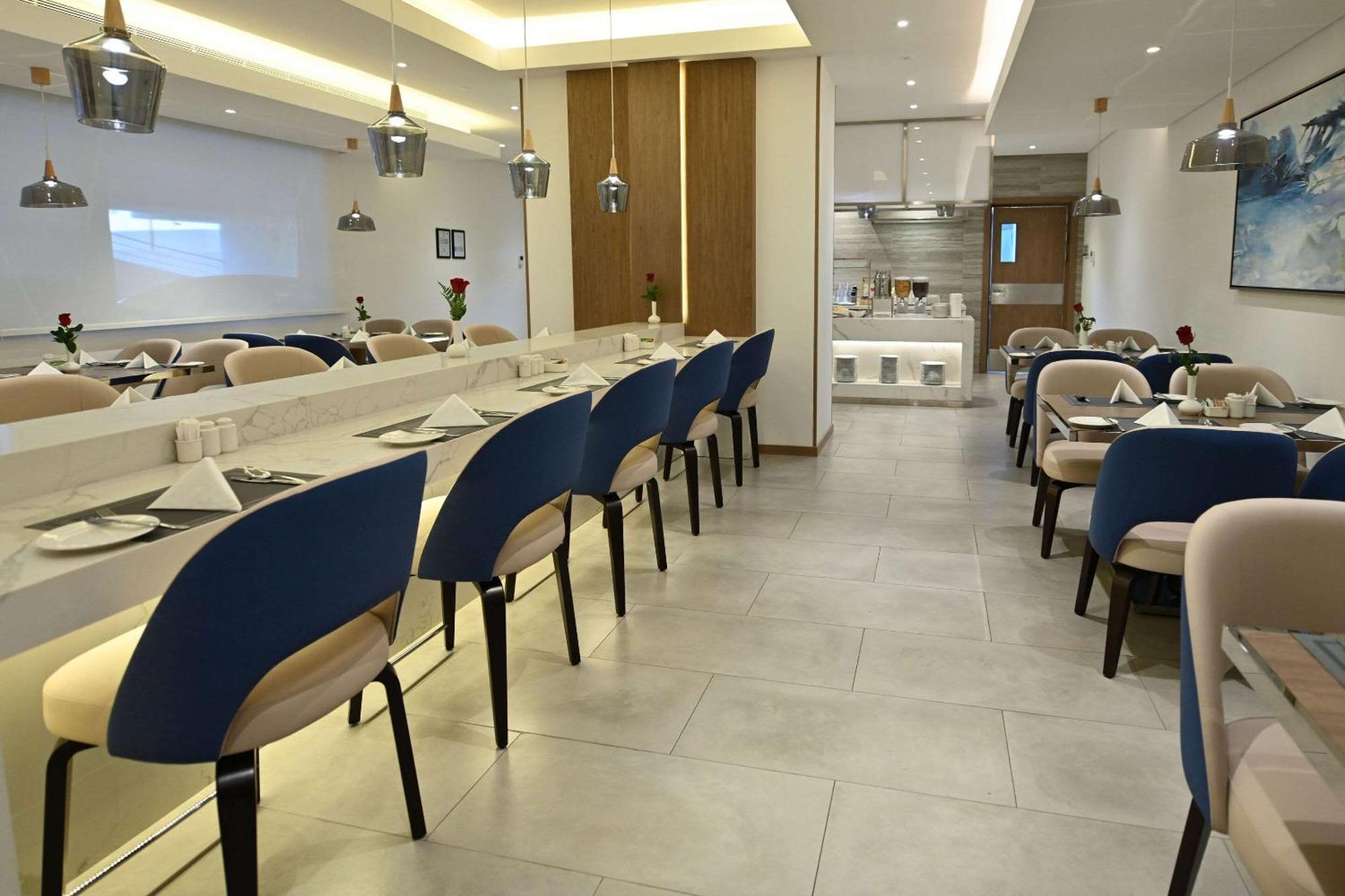 Comfort Hotel Jeddah King Road מראה חיצוני תמונה