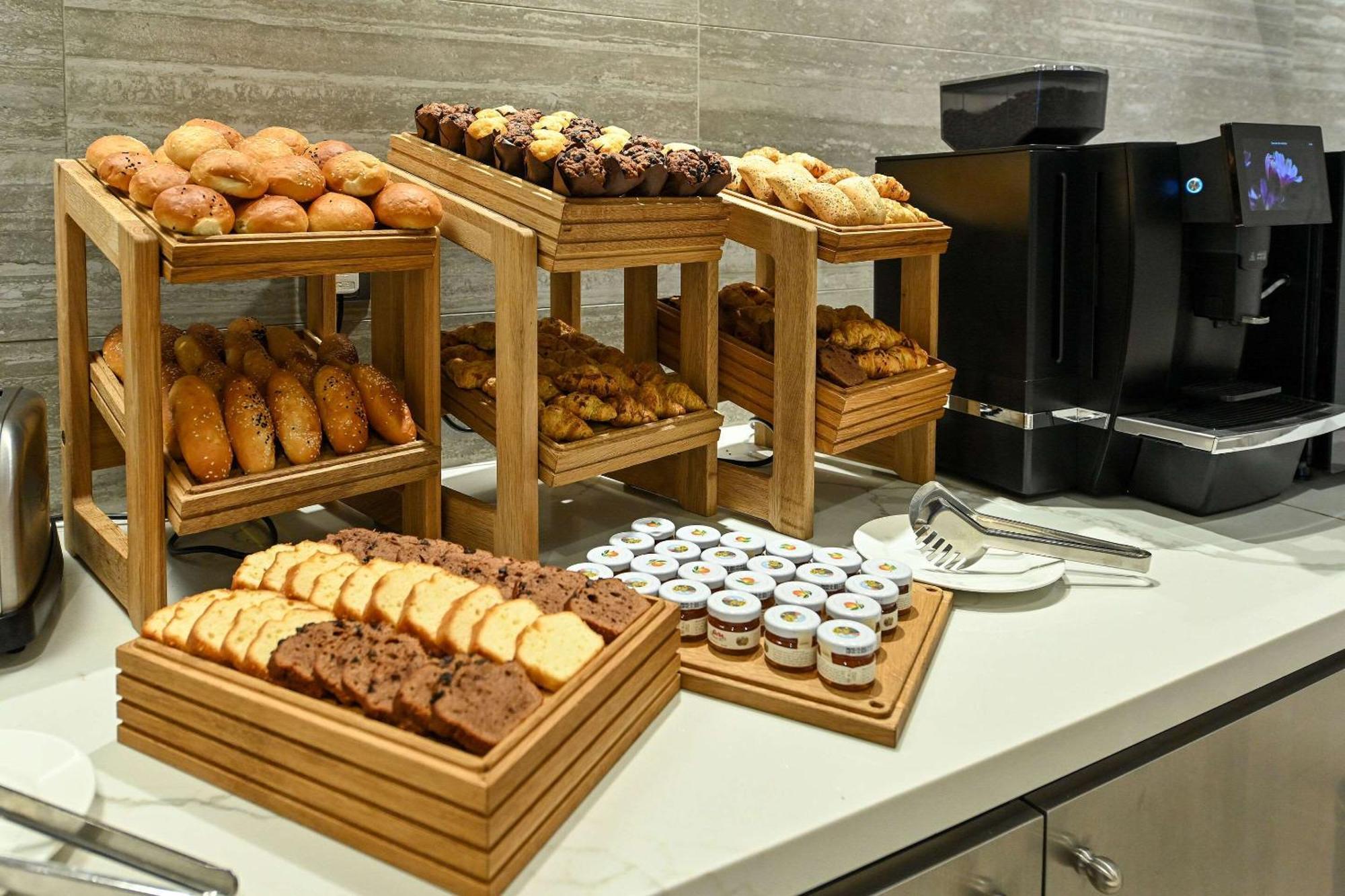 Comfort Hotel Jeddah King Road מראה חיצוני תמונה