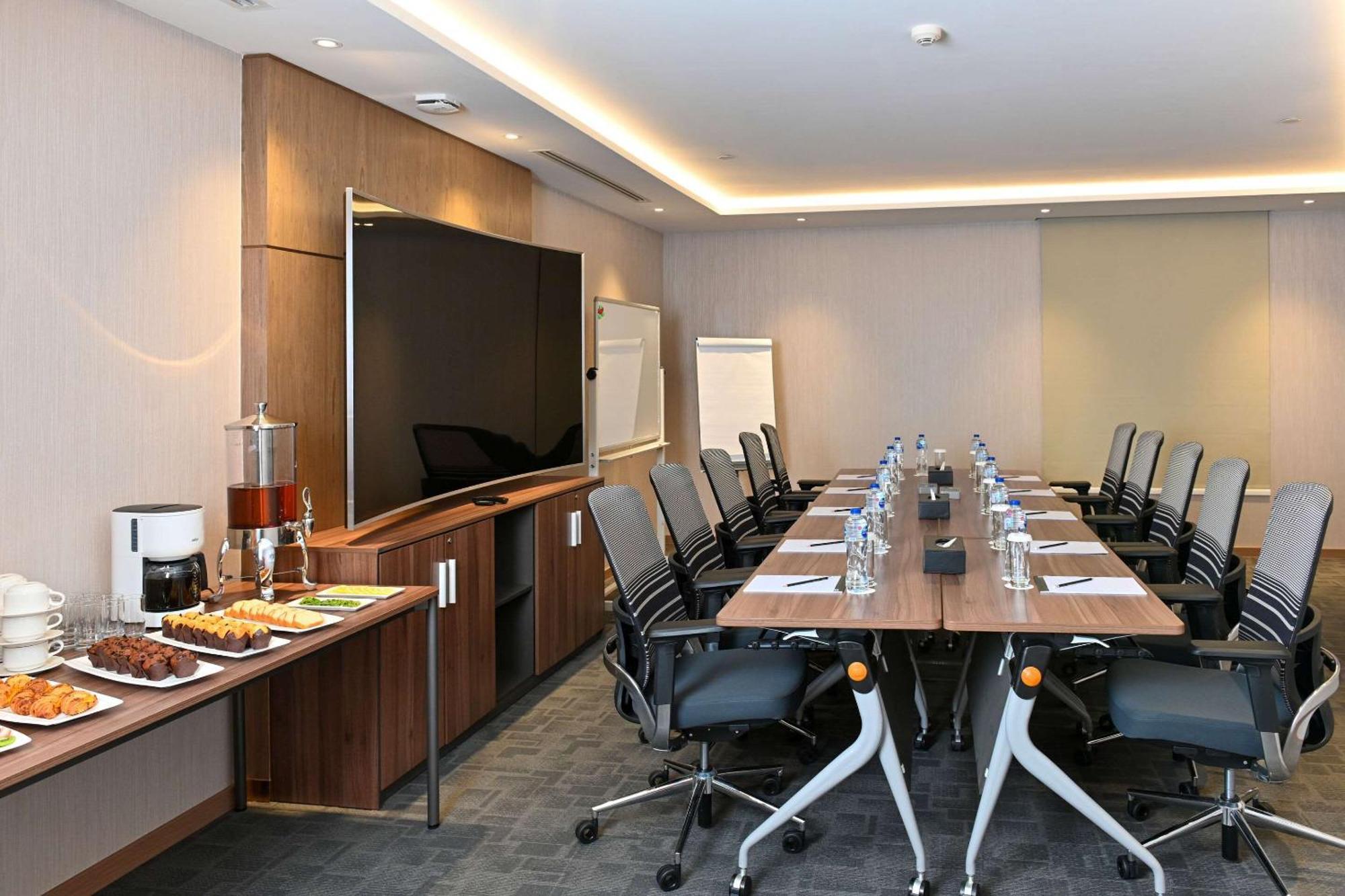 Comfort Hotel Jeddah King Road מראה חיצוני תמונה